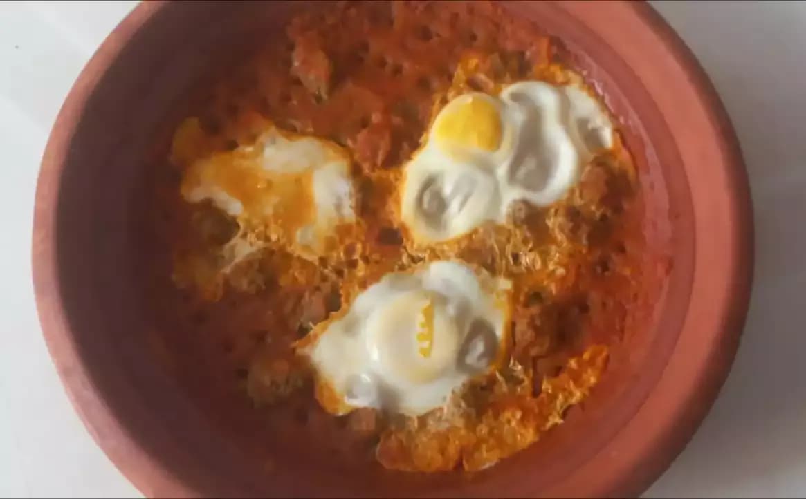 Cover Image for How to prepare delicious meatball (kefta) tagine with tomatoes and eggs